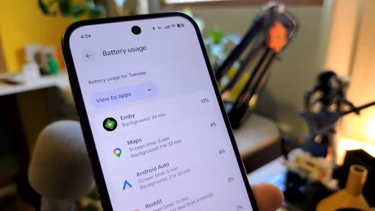 Android battery usage stats showing app percentages that don't add to 100%