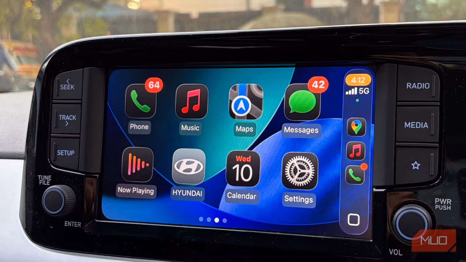 6 CarPlay Apps That Beat Apple's Default Setup