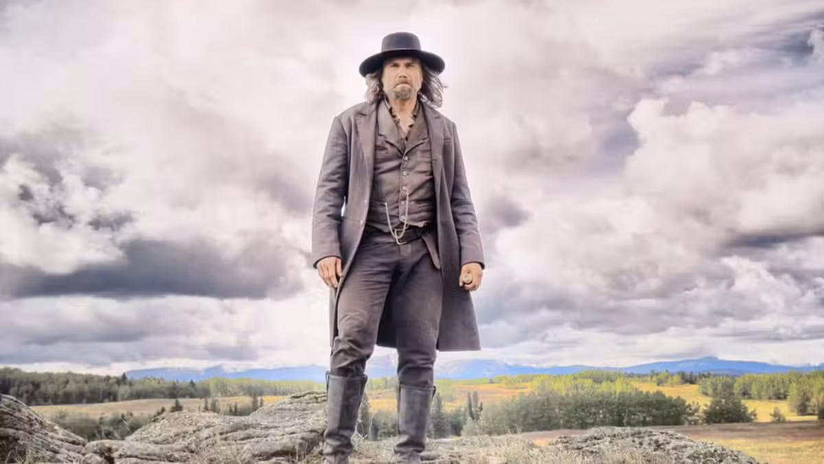 Hell on Wheels follows the dangerous work of building America's first transcontinental railroad