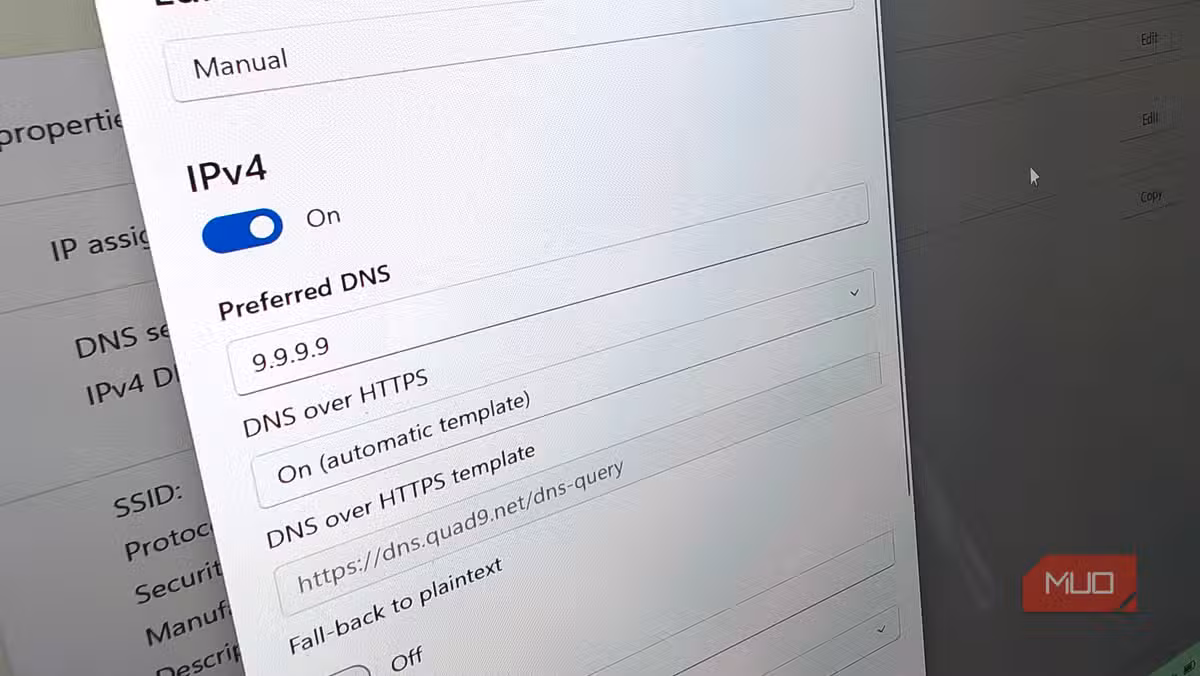 Windows 11 DNS-over-HTTPS settings in the network configuration panel