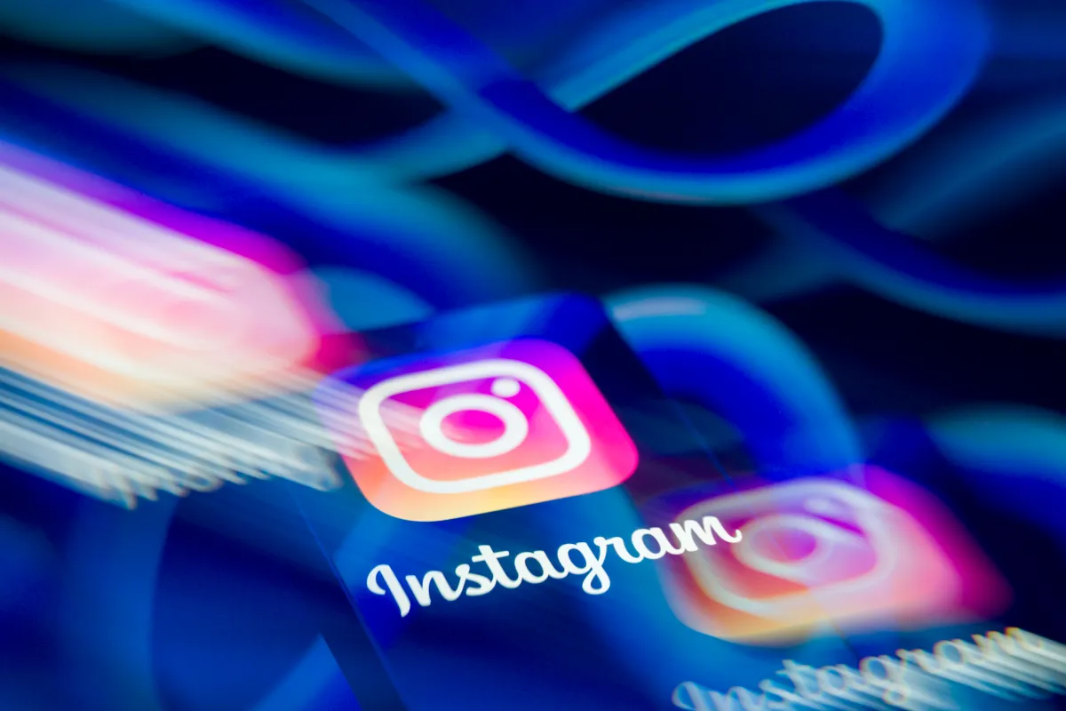 How to Turn Off Instagram Instants and Unsend Accidental Photos