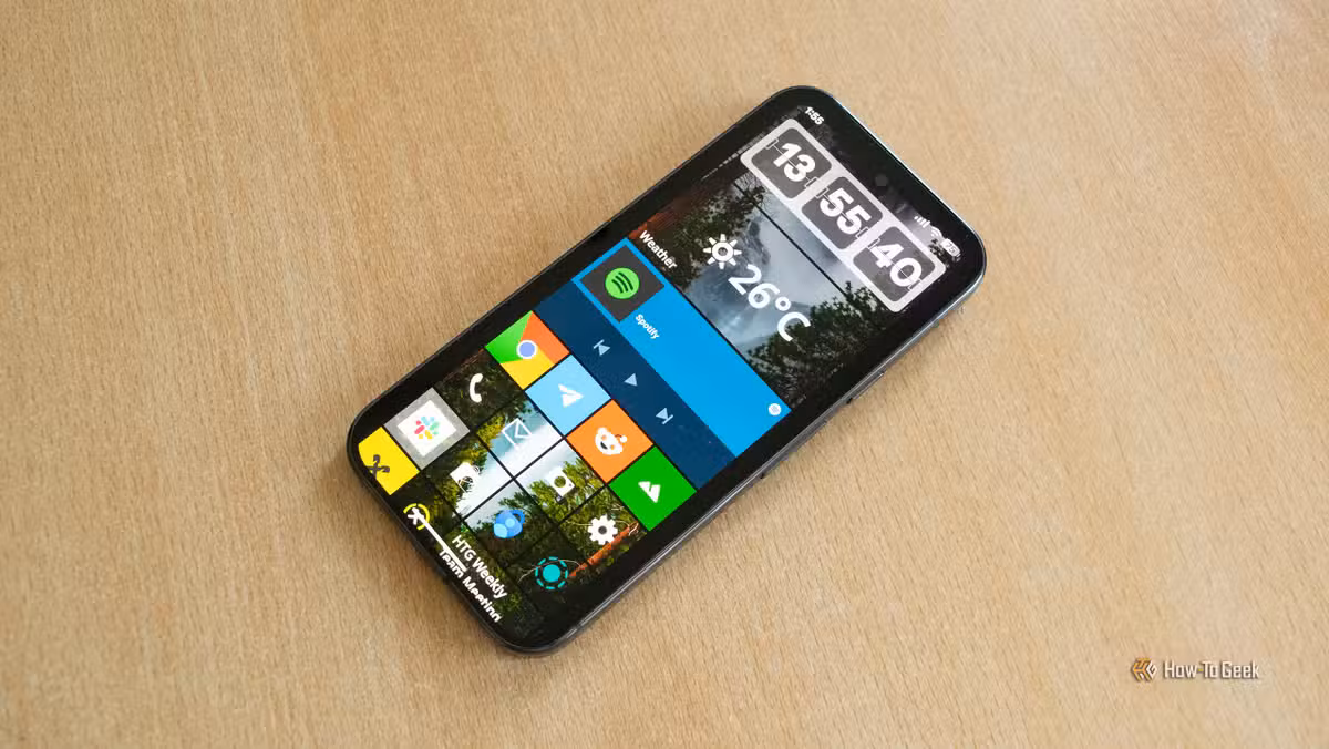 METROV recreates the Windows Phone 8.1 tile interface on Android