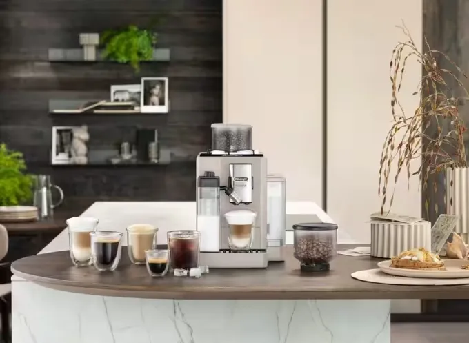 The De'Longhi Rivelia Espresso Machine automates the entire bean-to-cup process
