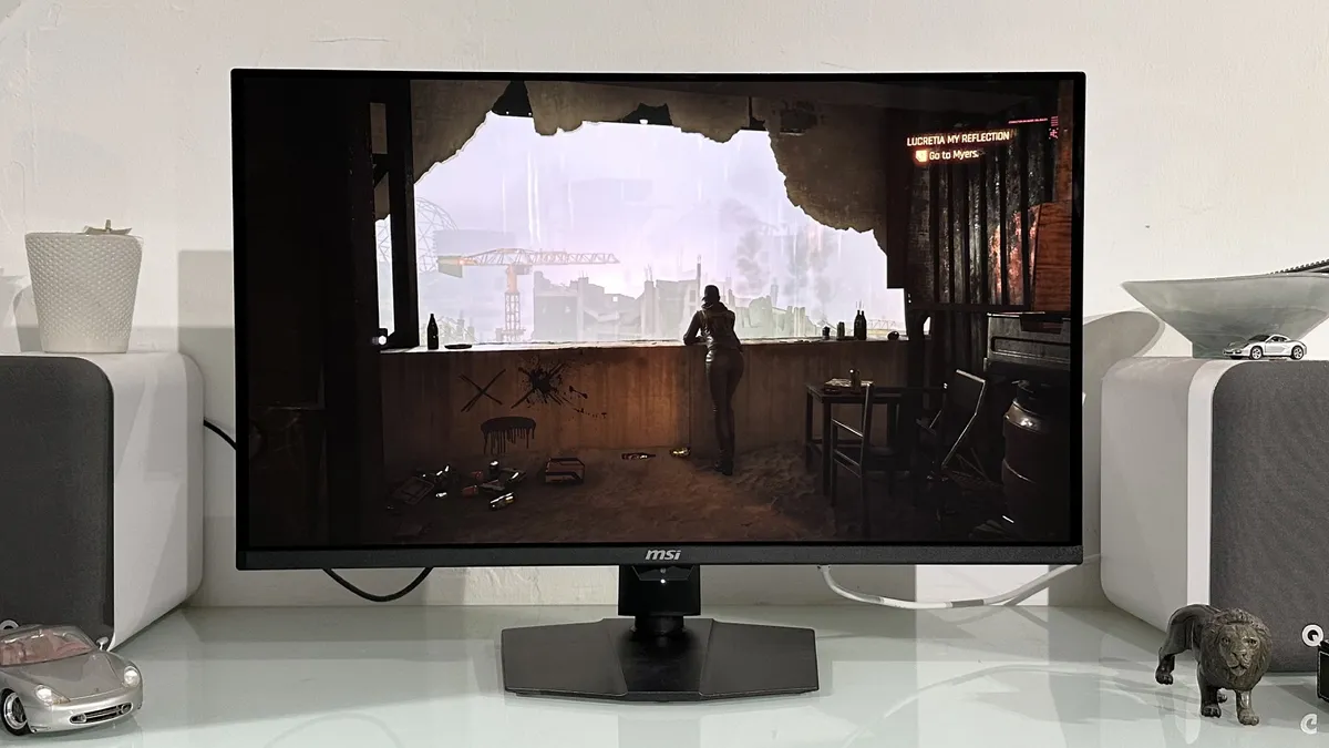 The MSI MPG 322UR X24 uses Samsung's current 4K QD-OLED panel. The new panel promises higher brightness.