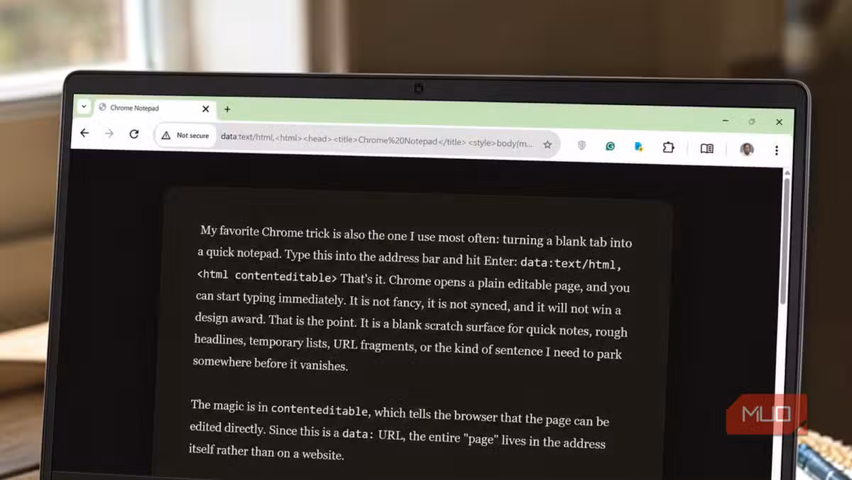 A customized dark-mode notepad running entirely in a Chrome tab