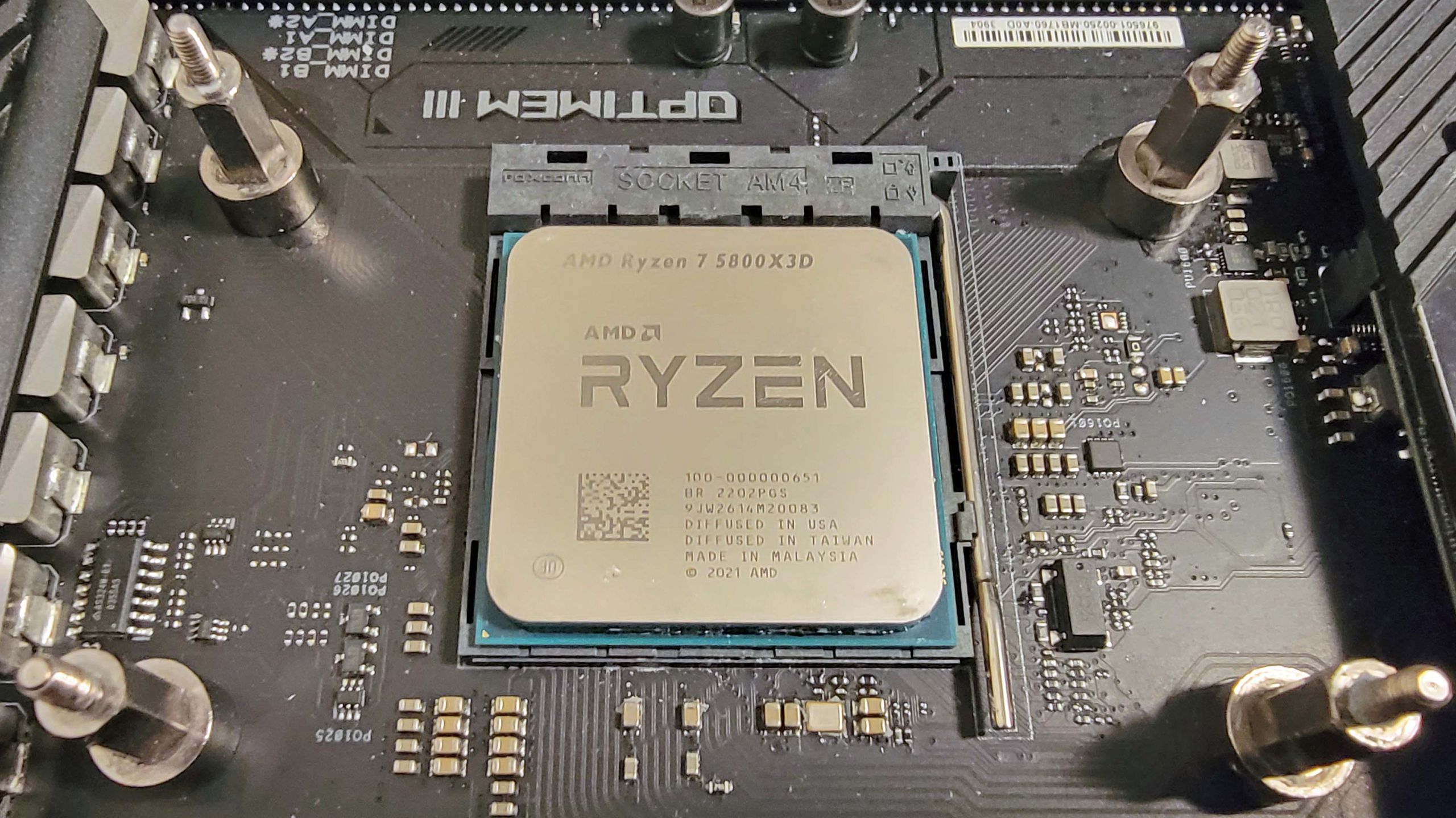AMD Re-Engineered the Ryzen 7 5800X3D to Bring It Back