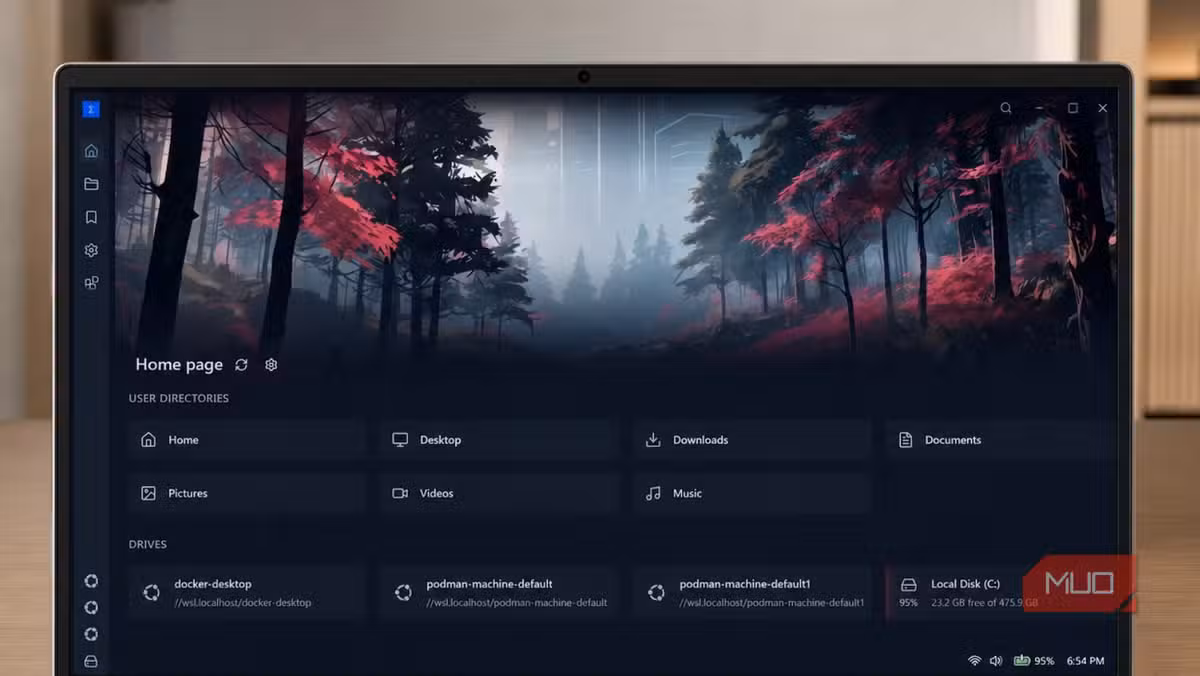 Sigma File Manager's home page offers a cleaner, more project-focused interface than Windows Explorer