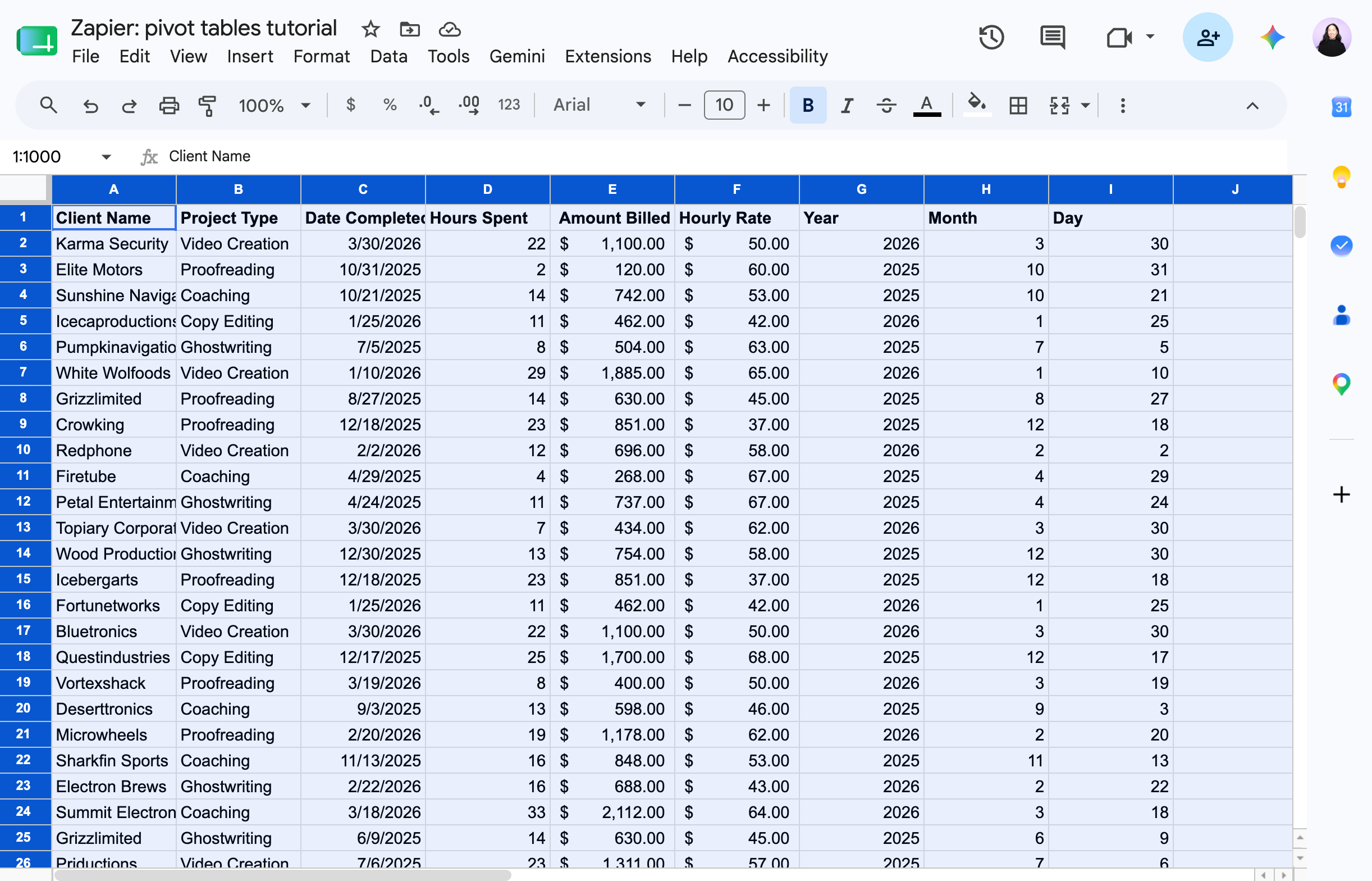 Selecting the data range before creating a pivot table