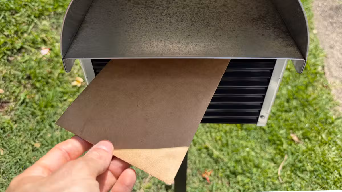 Mail and Packages parses delivery notifications from your inbox to create tracking sensors