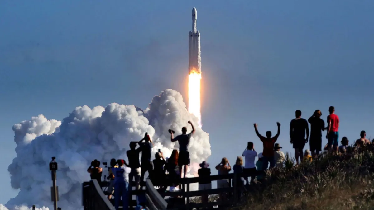 SpaceX hits $2.7T valuation, passes Amazon after IPO surge